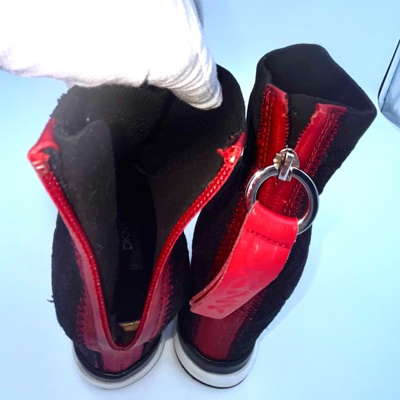 FREE! CLEARANCE DKNY with ANY Purchase Leather/Textile Black High Tops NWOT - Picture 10 of 13
